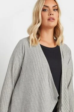 YOURS - Cardigan Gris Clair En Cascade Nervuré Manches Longues -Evans Boutique 4c032854 4e55 40 303638 D
