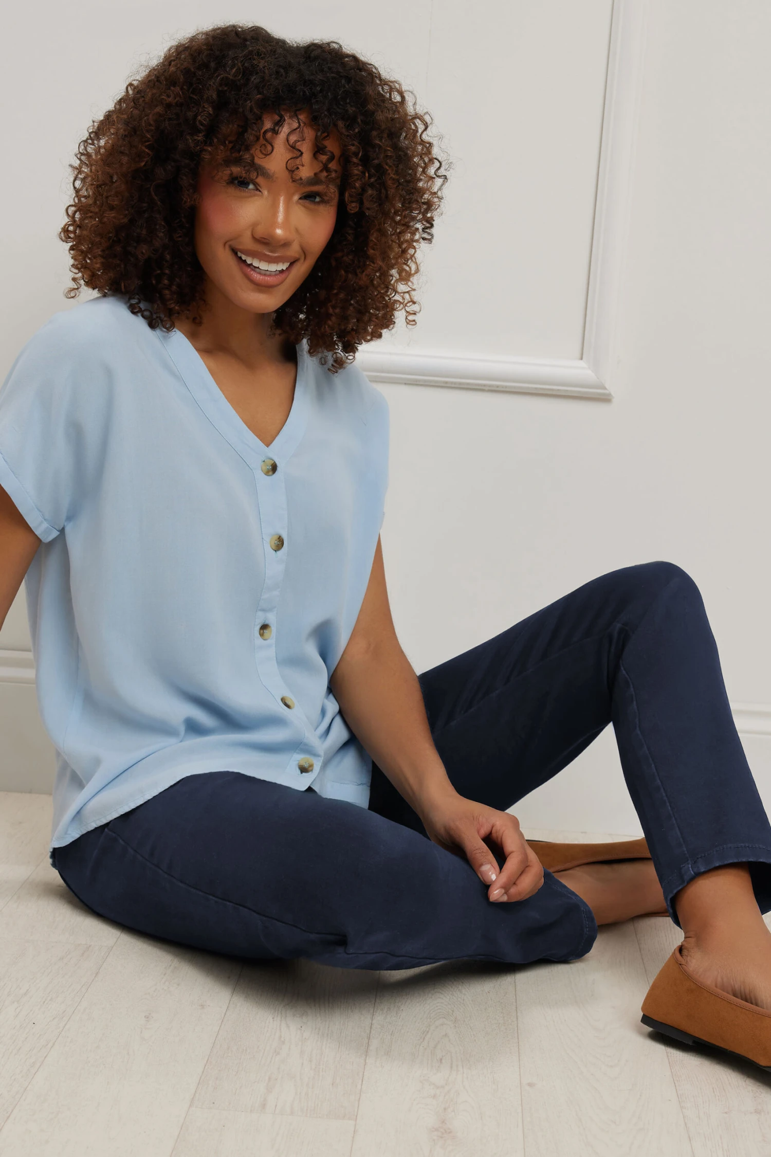 M&Co Indigo Blue Lift & Shape Slim Leg Jeans 4 M&Co Indigo Blue Lift & Shape Slim Leg Jeans – Image 2