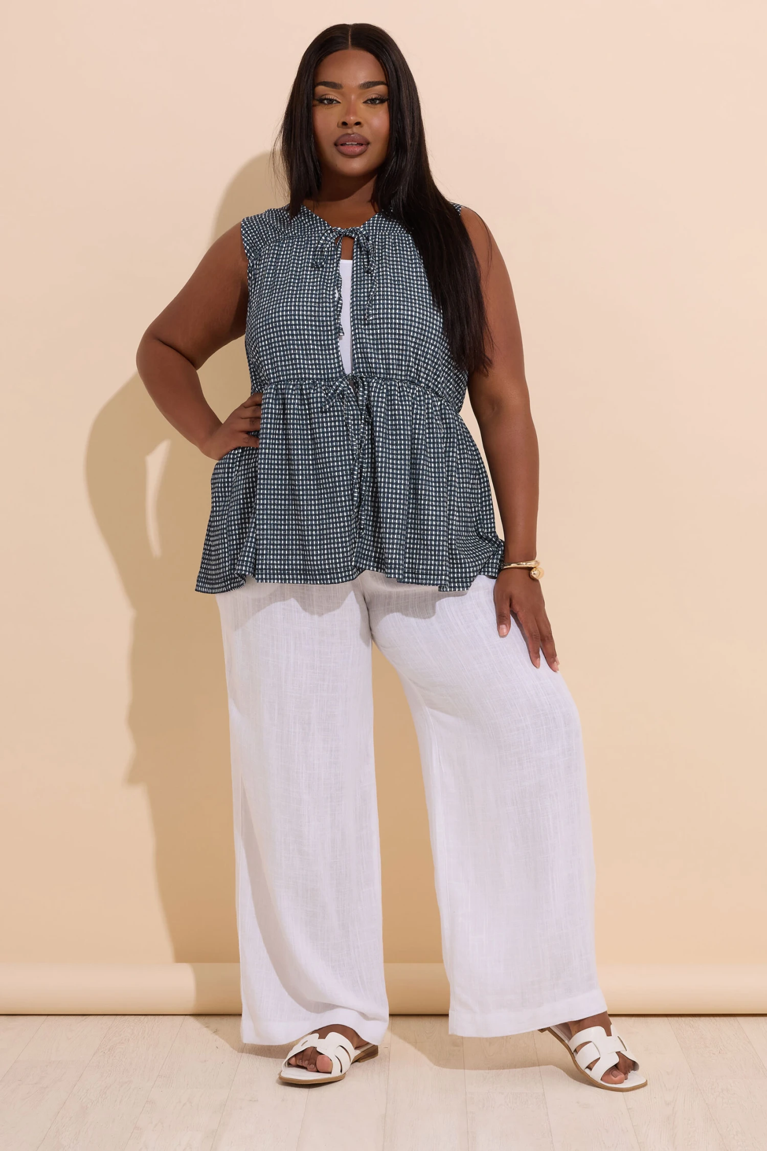 YOURS - Top Noir à Carreaux Ficelles & Noeuds 4 YOURS - Top Noir à Carreaux Ficelles & Noeuds – Image 2