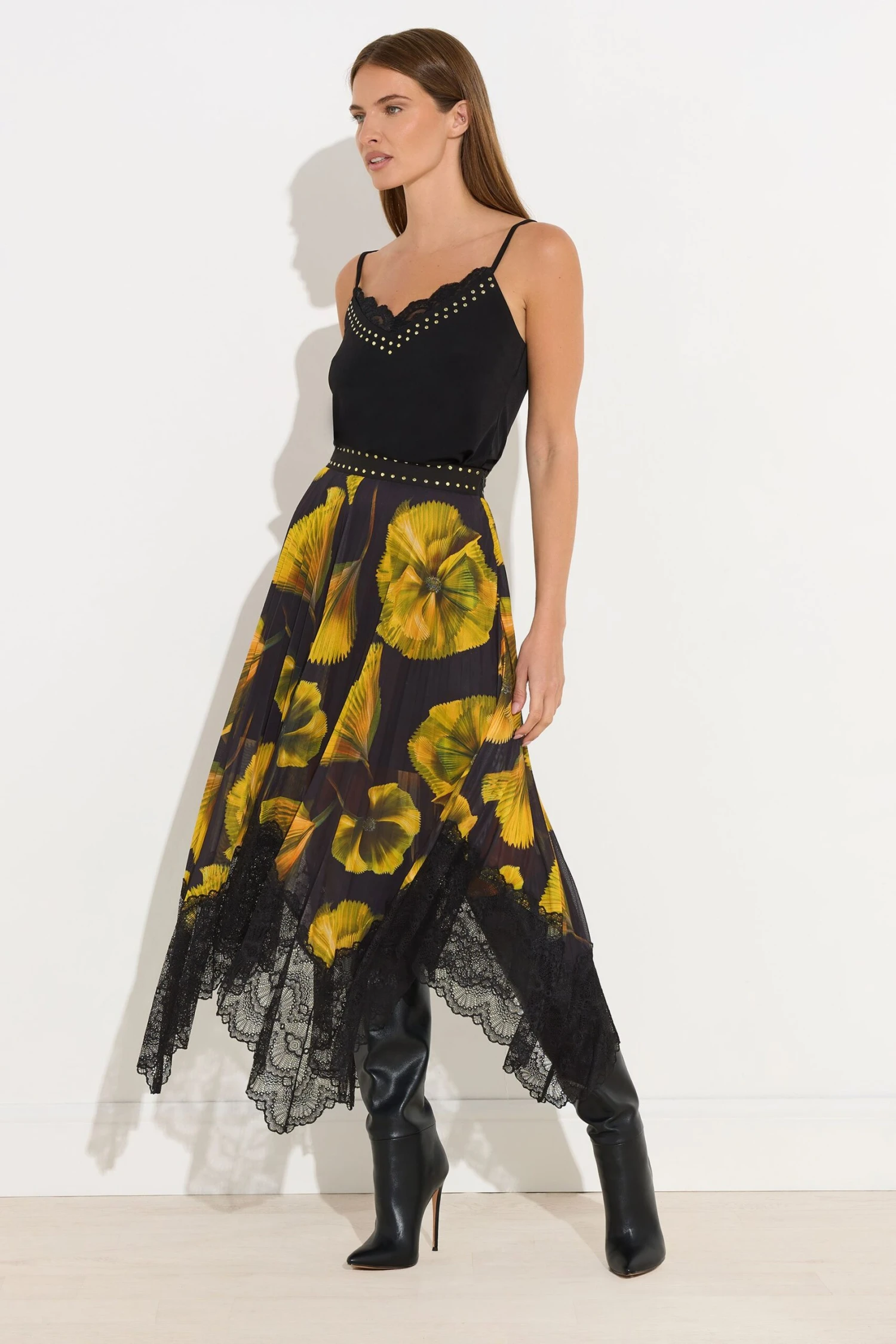 STAR Yellow Floral Pleated Mesh Skirt 4 STAR Yellow Floral Pleated Mesh Skirt – Image 2