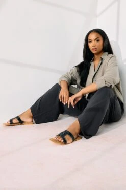 YOURS - Pantalon Wide Leg Plissé à Poches Noir -Evans Boutique 51766a44 c654 4b 310076 C