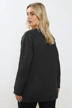 YOURS Curve Sweat-shirt Brodé étoile Métallisée Noir 9 YOURS Curve Sweat-shirt Brodé étoile Métallisée Noir -Evans Boutique 53db7673 97d9 4c 304437 C