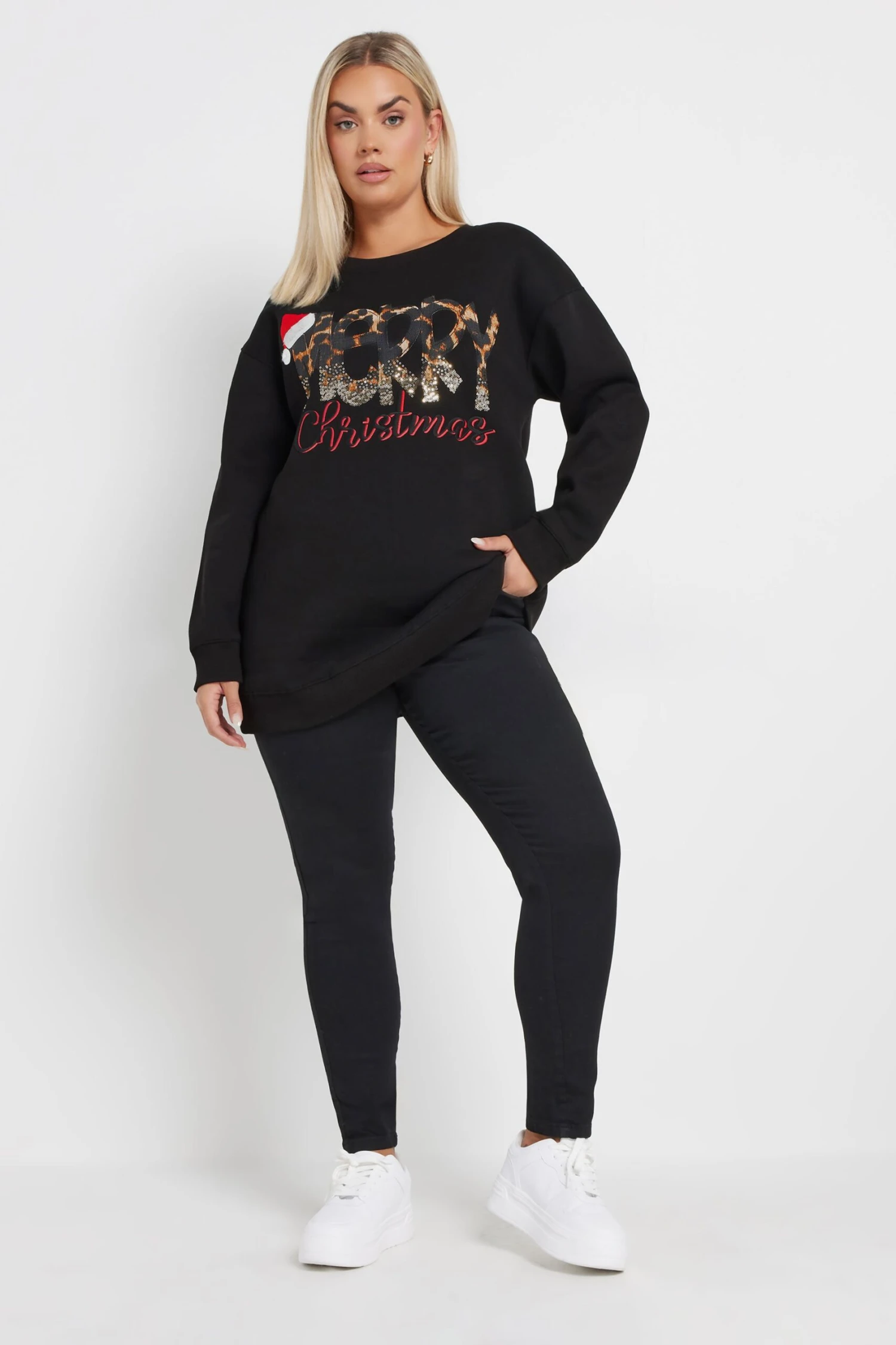 YOURS - Sweatshirt Noir Brodé 'Merry Christmas' à Sequins 4 YOURS - Sweatshirt Noir Brodé 'Merry Christmas' à Sequins – Image 2