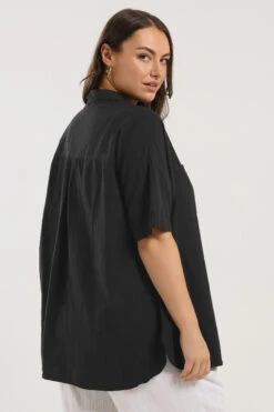 YOURS - Chemisier Noir Ample En Lin 9 YOURS - Chemisier Noir Ample En Lin -Evans Boutique 5683e1c7 f0fa 43 270067 C