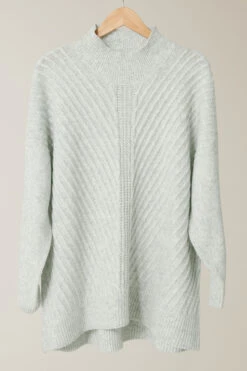 EVANS Curve Light Grey Knitted High Neck Jumper -Evans Boutique 56ff4121 4142 47 615526 P