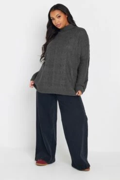 YOURS - Pull Gris Charbonneux Oversize En Maille Tressée 10 YOURS - Pull Gris Charbonneux Oversize En Maille Tressée -Evans Boutique 570583df 9120 40 280380 B