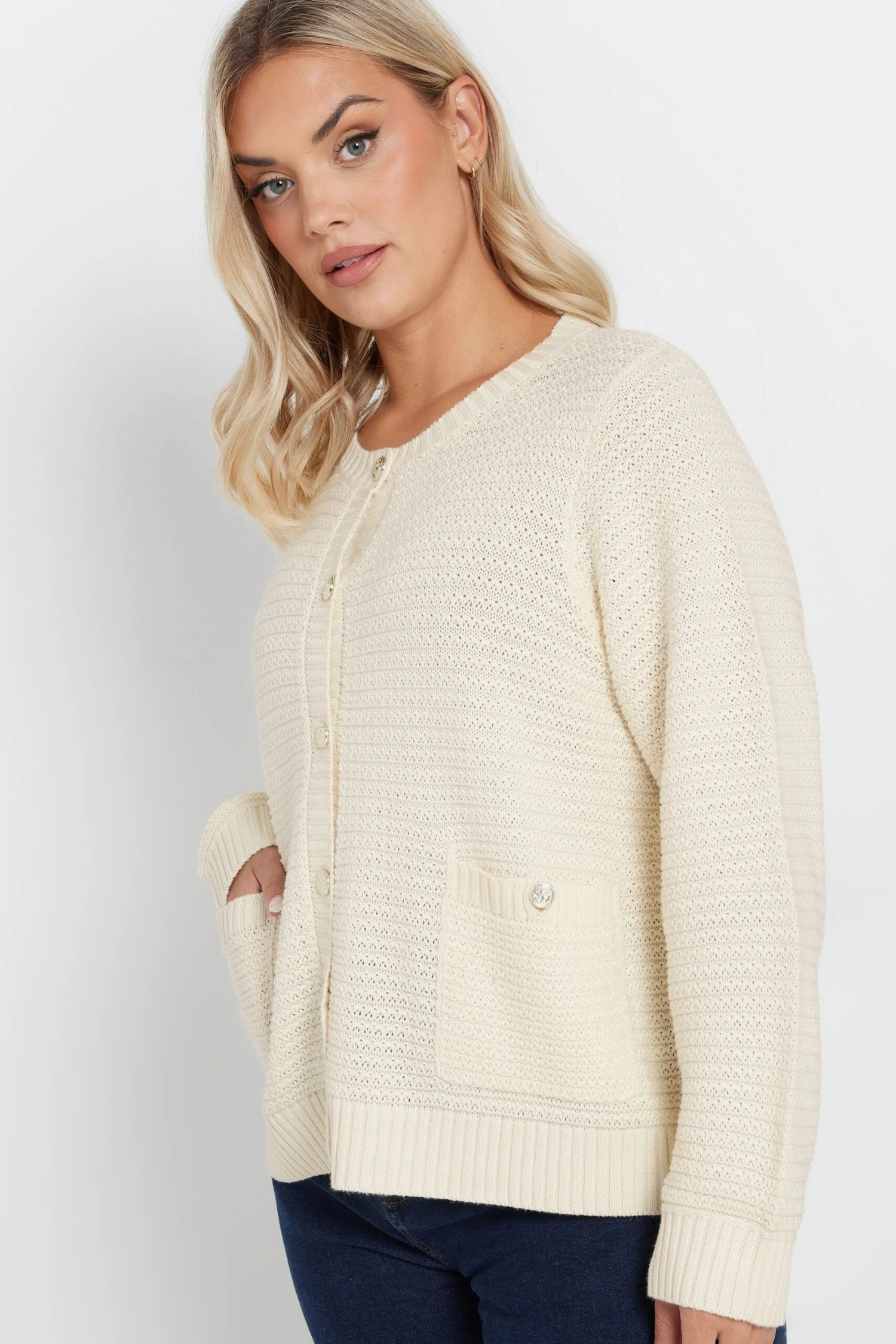 YOURS - Cardigan Blanc Boutonné Design En Maille 8 YOURS - Cardigan Blanc Boutonné Design En Maille – Image 6