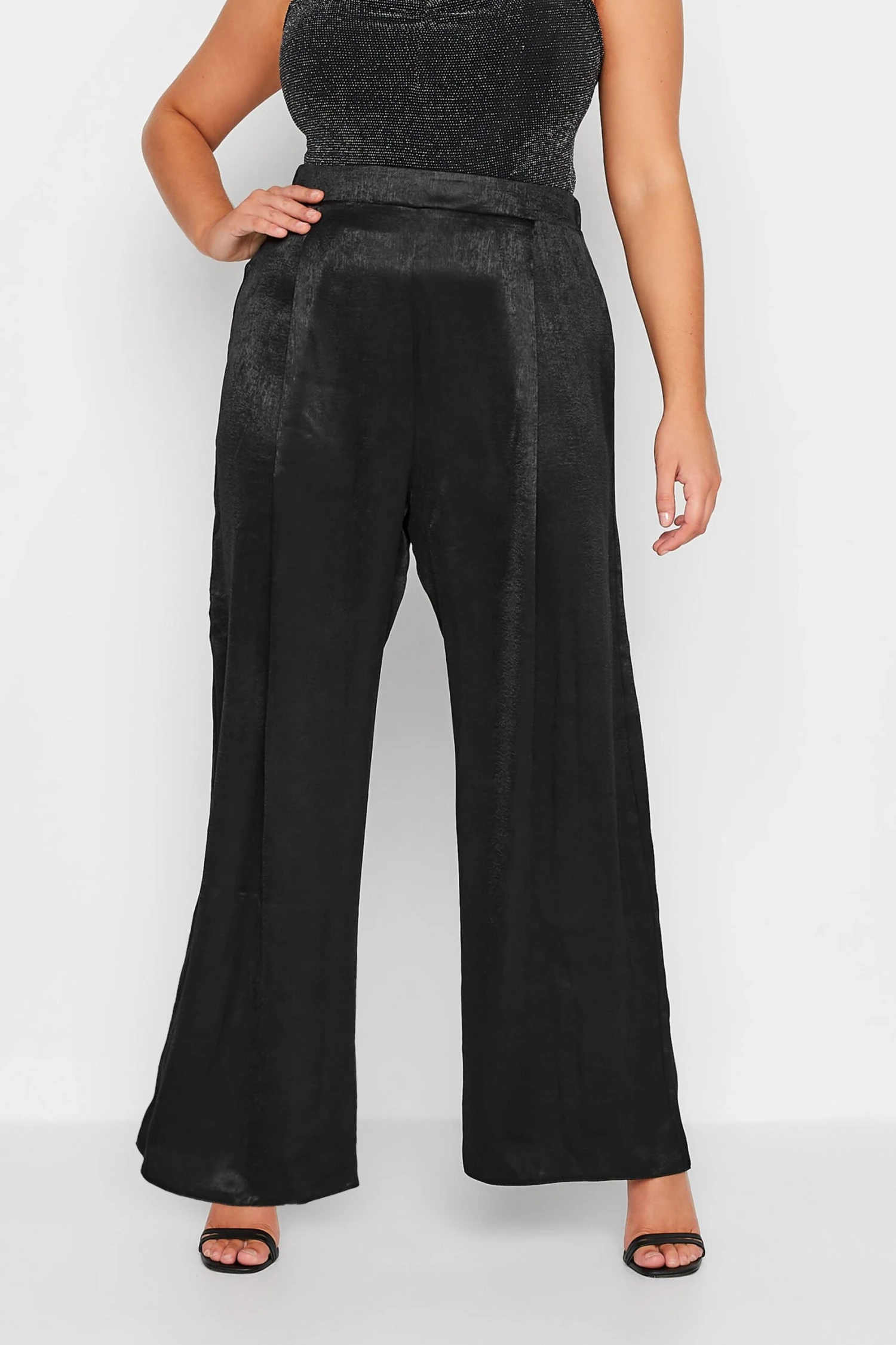 Pantalon Noir Satiné Wide Leg 3 Pantalon Noir Satiné Wide Leg