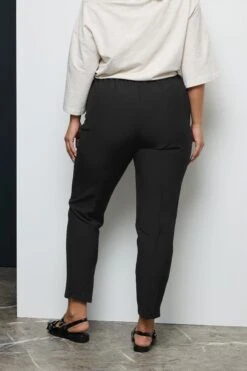 Pantalon Noir Fluide 11 Pantalon Noir Fluide -Evans Boutique 598aab46 3386 41 140018 C
