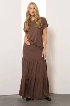 LTS Tall Chocolate Brown Textured Grown On Sleeve Top 10 LTS Tall Chocolate Brown Textured Grown On Sleeve Top -Evans Boutique 5a005241 db60 48 356588 B