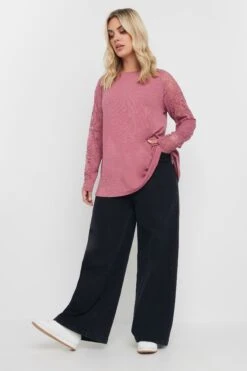 YOURS - Top Rose En Dentelle Manches Longues 9 YOURS - Top Rose En Dentelle Manches Longues -Evans Boutique 5cd86bde 101f 42 322238 B