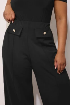 YOURS LONDON - Pantalon Wide Leg Noir à Poches 11 YOURS LONDON - Pantalon Wide Leg Noir à Poches -Evans Boutique 6070e7db 04a0 47 162540 D