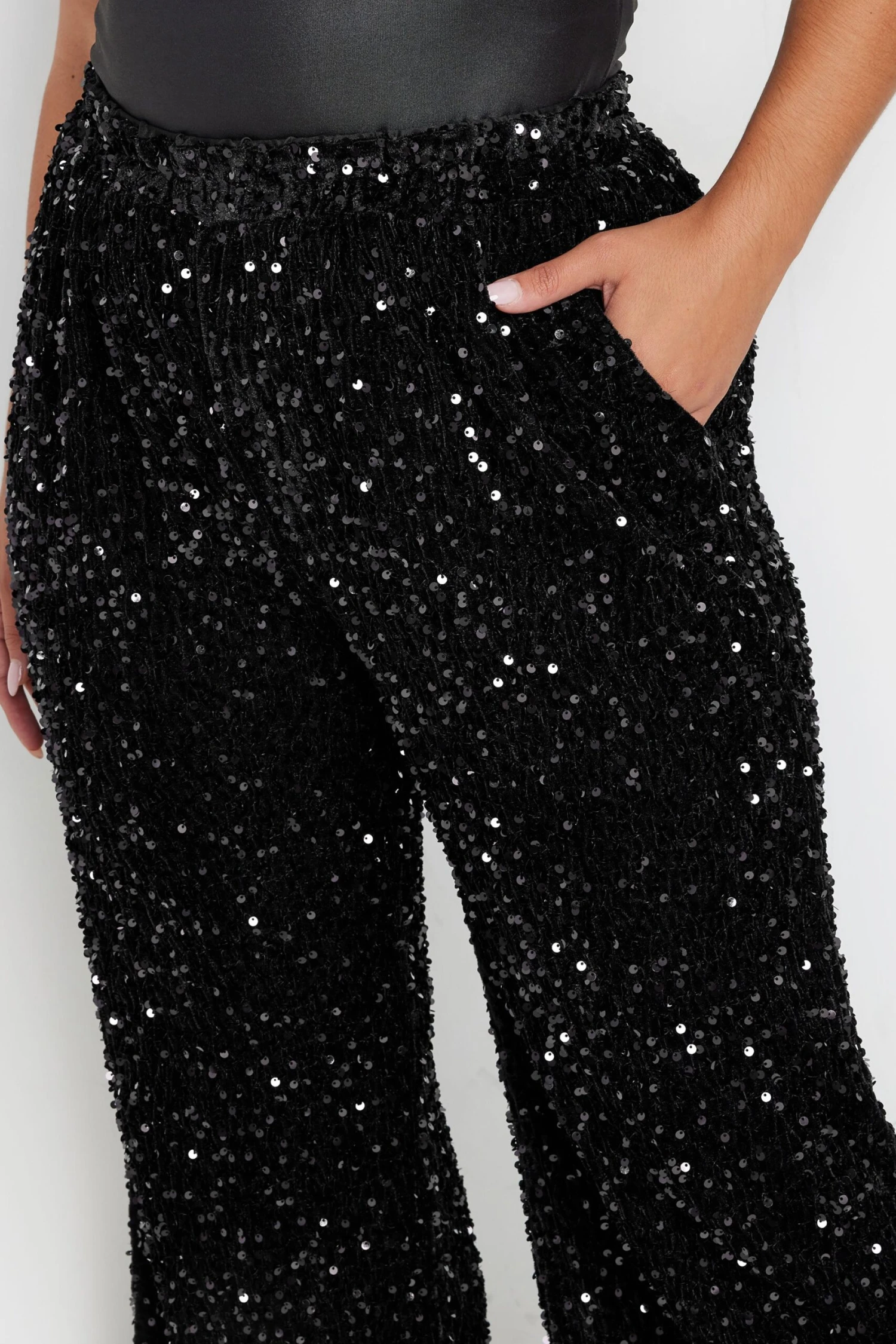 YOURS - Pantalon Noir à Velours Coupe Wide Leg à Sequins 7 YOURS - Pantalon Noir à Velours Coupe Wide Leg à Sequins – Image 5