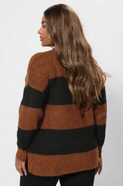 YOURS - Pull Noir & Orange En Maille à Rayures 10 YOURS - Pull Noir & Orange En Maille à Rayures -Evans Boutique 62127598 7a8c 41 280344 C