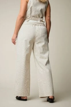 YOURS - Pantalon Wide Leg Ivoire Rayures Effet Denim 13 YOURS - Pantalon Wide Leg Ivoire Rayures Effet Denim -Evans Boutique 627b15ad de27 4f 310072 C