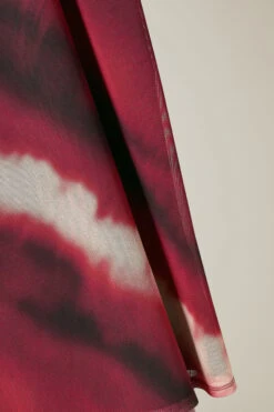 EVANS Curve Burgundy Red Abstract Print Mesh Midi Skirt 13 EVANS Curve Burgundy Red Abstract Print Mesh Midi Skirt -Evans Boutique 65a07b76 8cb1 40 615949 P2