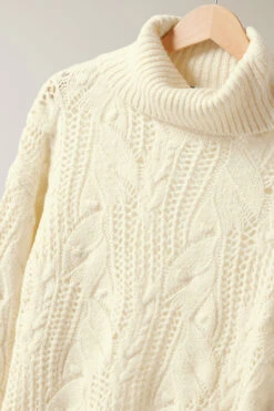 EVANS Curve White Roll Neck Stitch Detailing Knitted Jumper -Evans Boutique 671fd2dd fe72 44 615521 P2