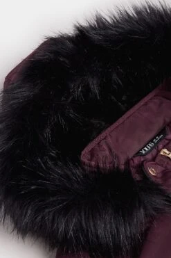 YOURS - Manteau Parka Bordeaux Capuche Fausse Fourrure 15 YOURS - Manteau Parka Bordeaux Capuche Fausse Fourrure -Evans Boutique 692b019b 14e7 45 120923 P