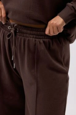YOURS - Pantalon De Jogging Large Marron Chocolat 10 YOURS - Pantalon De Jogging Large Marron Chocolat -Evans Boutique 6a3824b9 75de 49 310212 D