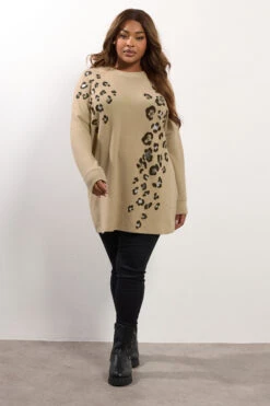 YOURS Curve Pull Doux Au Toucher Motif Léopard Marron Naturel