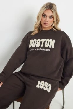 YOURS - Sweatshirt Marron 'Boston' Manches Longues 11 YOURS - Sweatshirt Marron 'Boston' Manches Longues -Evans Boutique 6c6da125 9217 4b 126672 A1