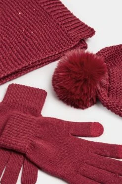 Ensemble Bonnet, Gants Et écharpe Tricotés à Paillettes Rouges 7 Ensemble Bonnet, Gants Et écharpe Tricotés à Paillettes Rouges -Evans Boutique 6cf09133 fa15 41 246216 P1