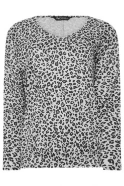 M&Co Grey Leopard Print V-Neck Top -Evans Boutique 6e7df816 fbe5 4c 502302 X