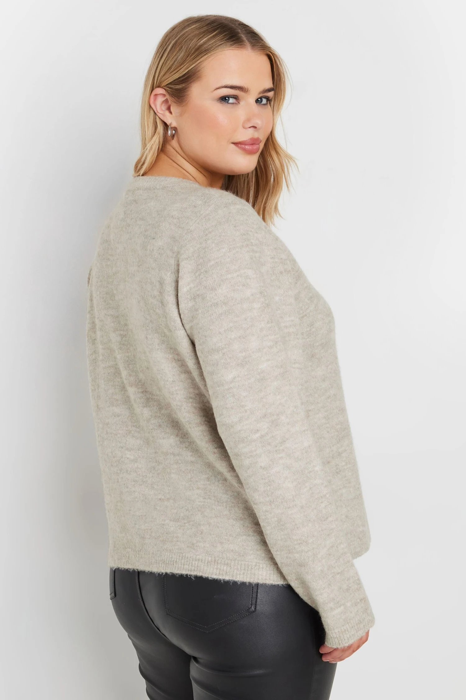 YOURS - Cardigan Beige Design Boutonné Manches Longues 6 YOURS - Cardigan Beige Design Boutonné Manches Longues – Image 4