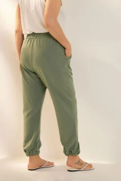 YOURS - Pantalon Jogging Coupe Cargo Vert Kaki -Evans Boutique 711508e2 77e4 4f 143515 C