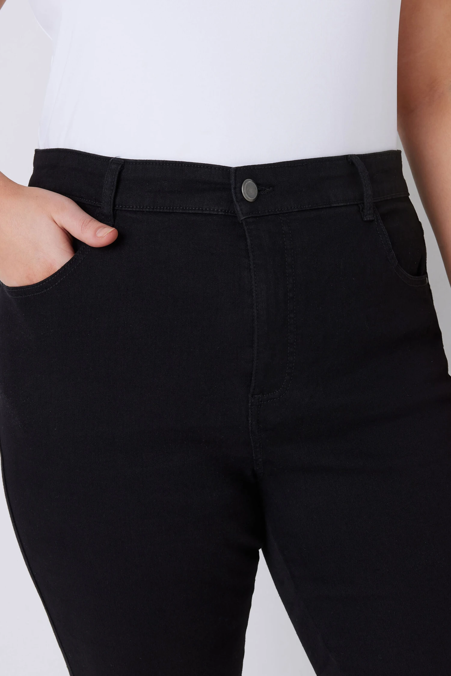 EVANS Curve Fit Black Bootcut Jeans 7 EVANS Curve Fit Black Bootcut Jeans – Image 5