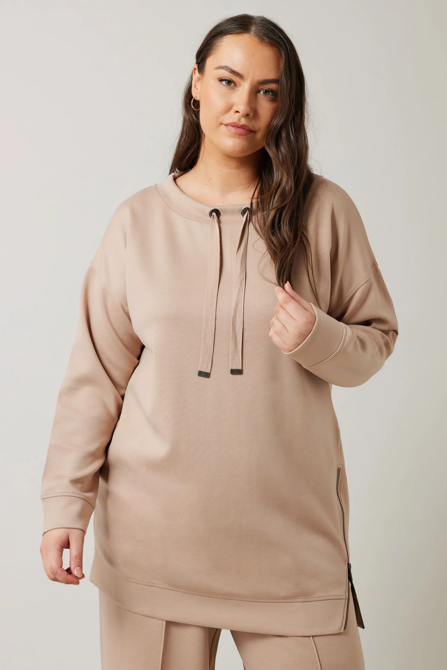 EVANS Curve Natural Brown Luxe Zip Detail Sweatshirt 3 EVANS Curve Natural Brown Luxe Zip Detail Sweatshirt