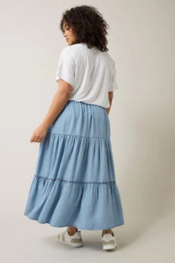 EVANS Curve Light Blue Lyocell Denim Tiered Skirt -Evans Boutique 731cd61e f36f 43 616011 D