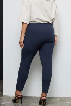 Pantalon Bleu Marine Fuselé Stretch -Evans Boutique 7380c8db 24bb 47 143049 C