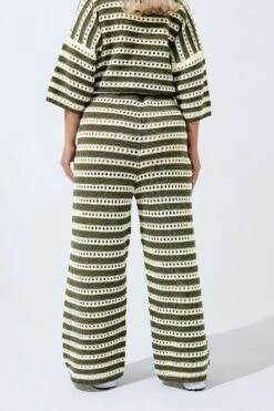 LIMITED COLLECTION Pantalon Large En Crochet à Rayures Vertes Et Blanches 9 LIMITED COLLECTION Pantalon Large En Crochet à Rayures Vertes Et Blanches -Evans Boutique 73c64d79 7a64 41 216908 C