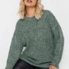 YOURS - Pull Vert Sauge En Maille Manches Longues 2 YOURS - Pull Vert Sauge En Maille Manches Longues -Evans Boutique 741b1b8c 8b4d 46 280440 A