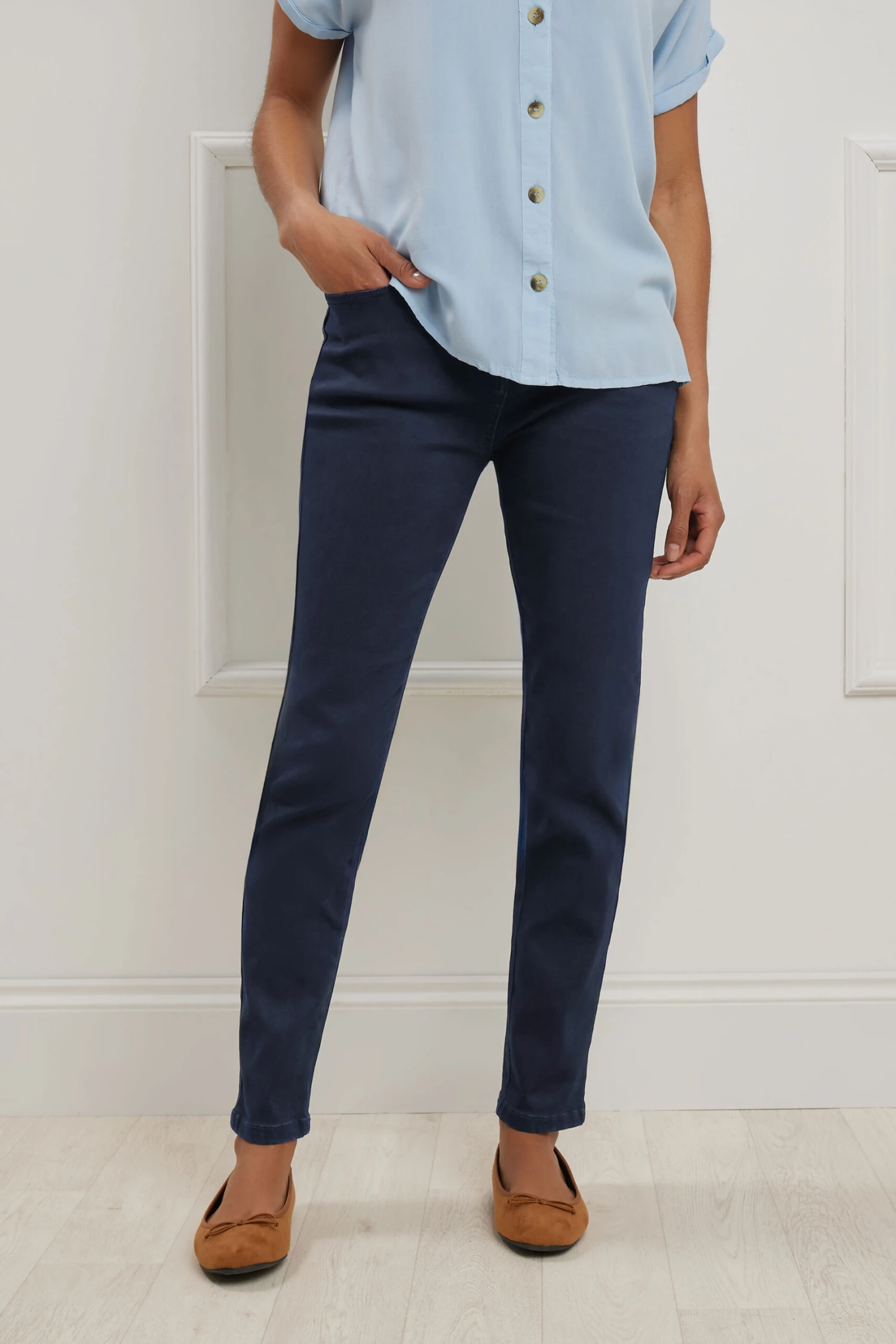 M&Co Indigo Blue Lift & Shape Slim Leg Jeans 5 M&Co Indigo Blue Lift & Shape Slim Leg Jeans – Image 3