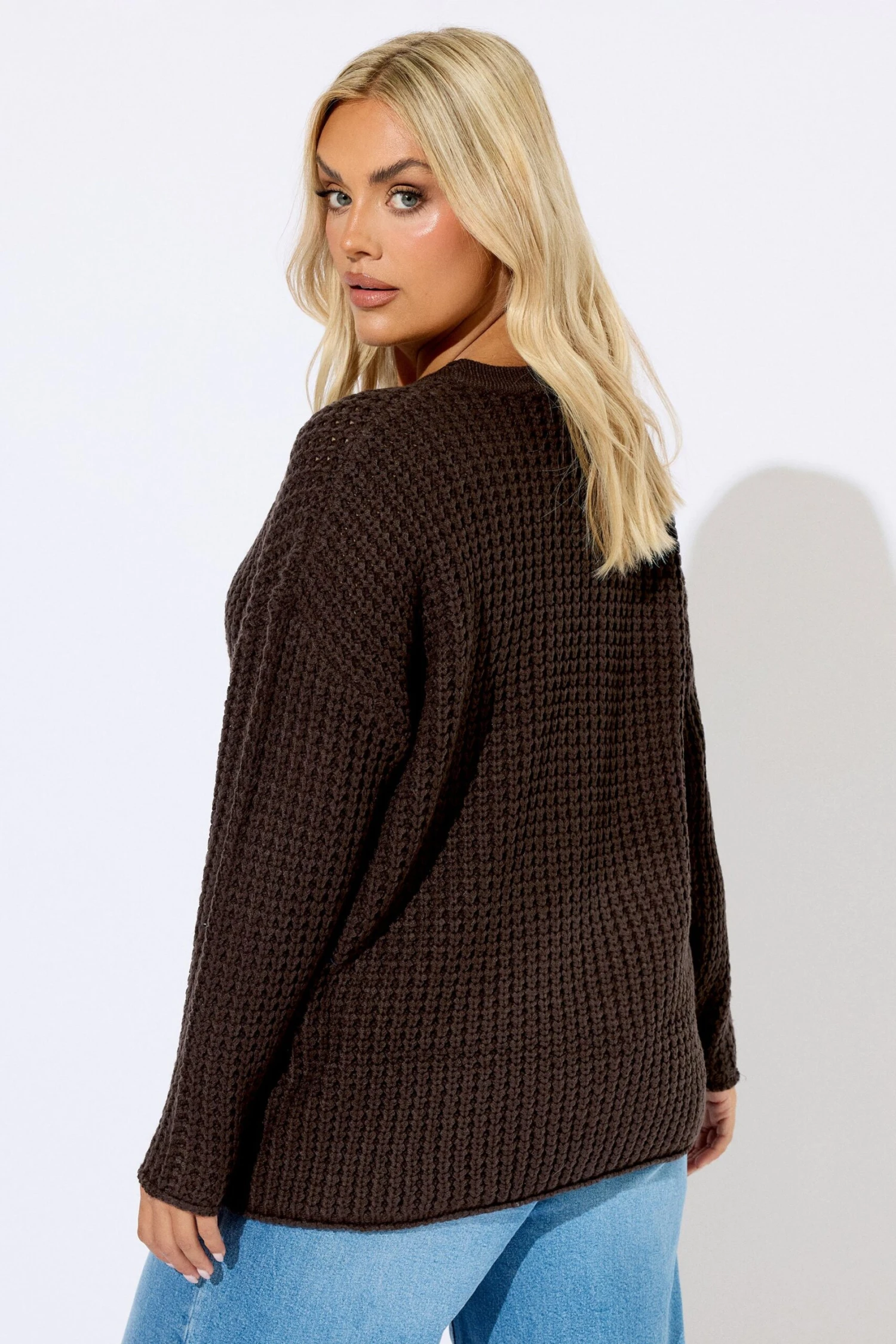 YOURS - Pull En Maille Gaufrée Marron Chocolat 7 YOURS - Pull En Maille Gaufrée Marron Chocolat – Image 5