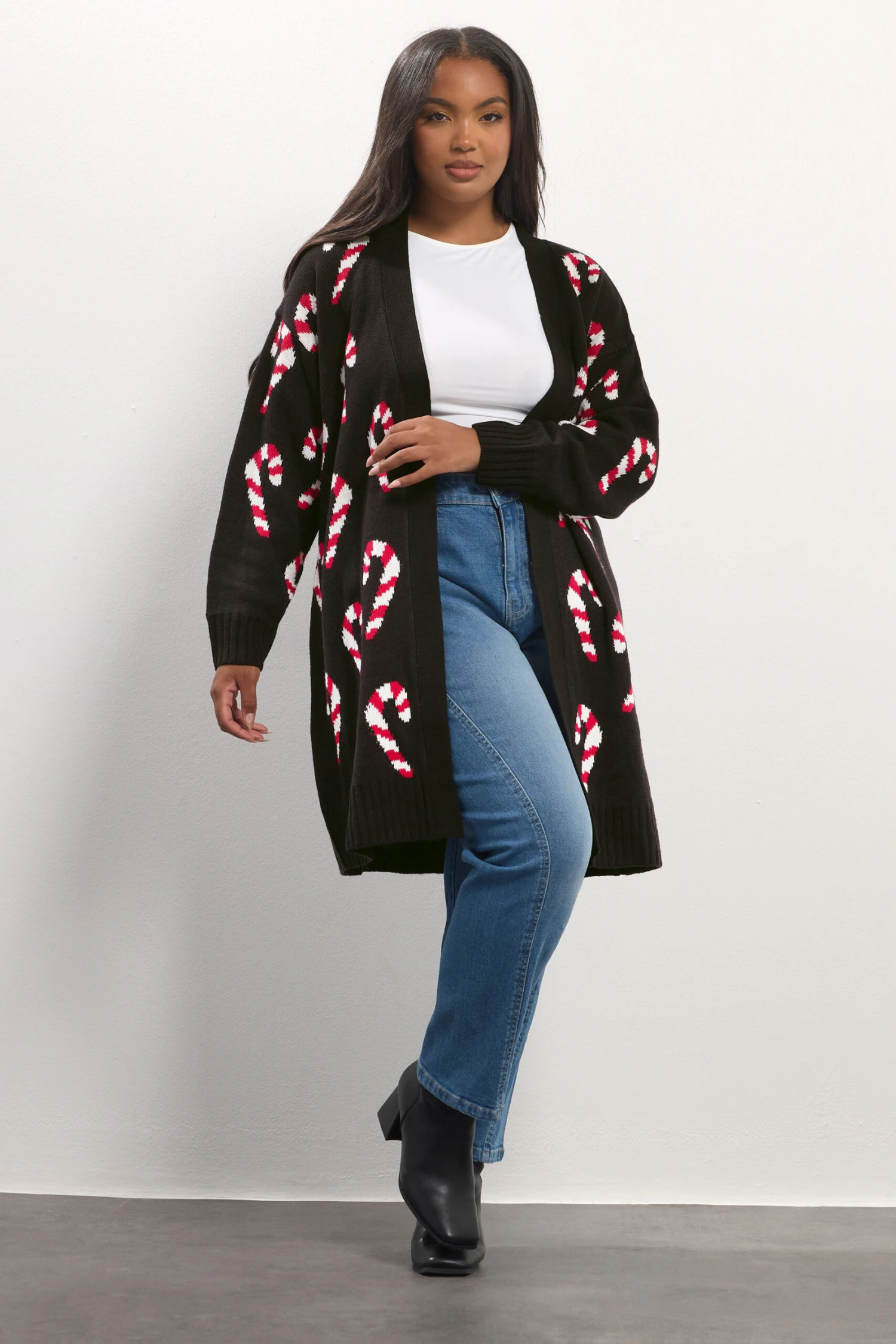YOURS Curve Cardigan Mi-long Noir En Canne De Bonbon 6 YOURS Curve Cardigan Mi-long Noir En Canne De Bonbon – Image 4