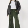 YOURS - Pantalon Large Côtelé Vert Forêt -Evans Boutique 76bfda18 7c88 4c 310247 A