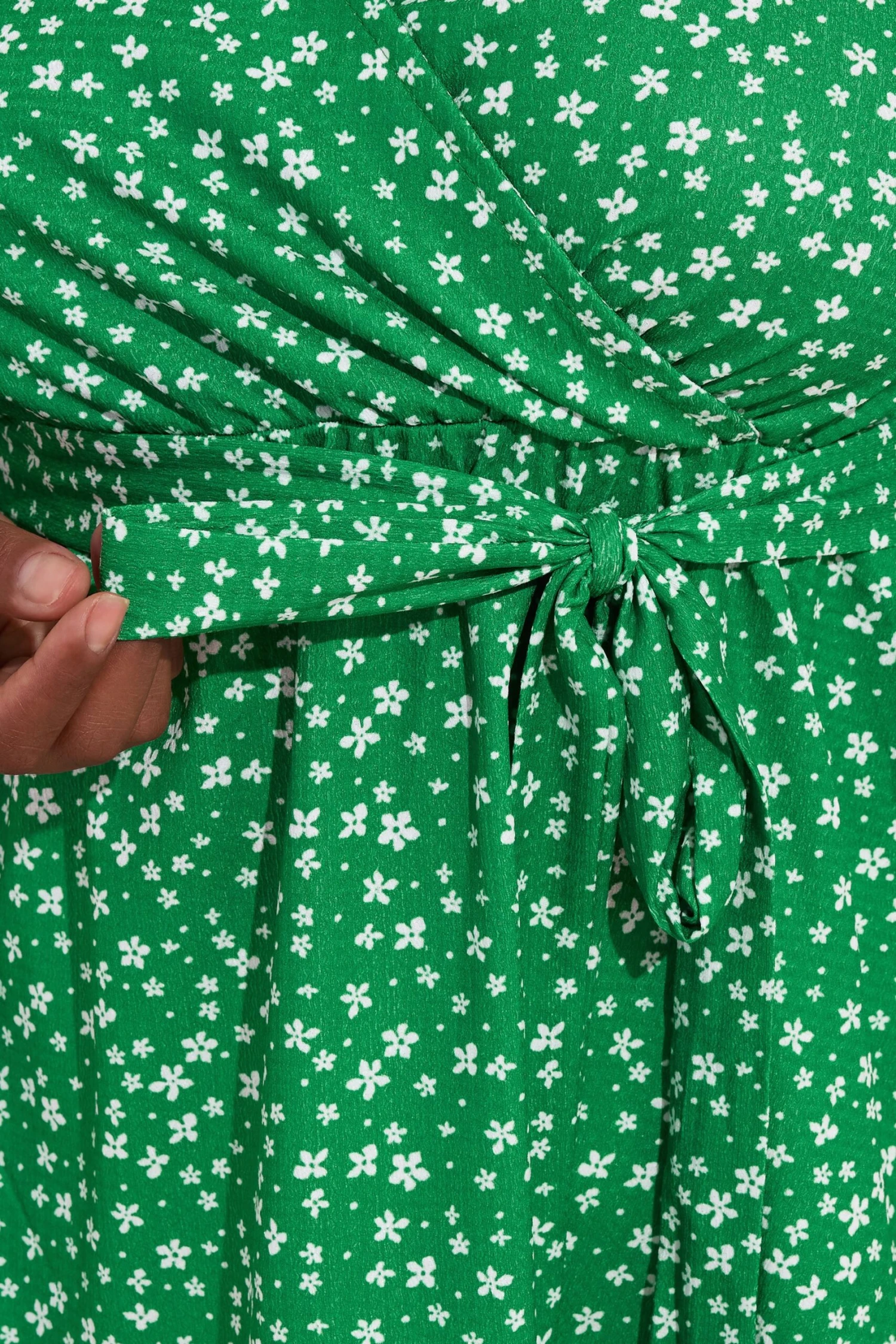 YOURS - Top Cache-Coeur Vert Floral Manches Courtes 6 YOURS - Top Cache-Coeur Vert Floral Manches Courtes – Image 4