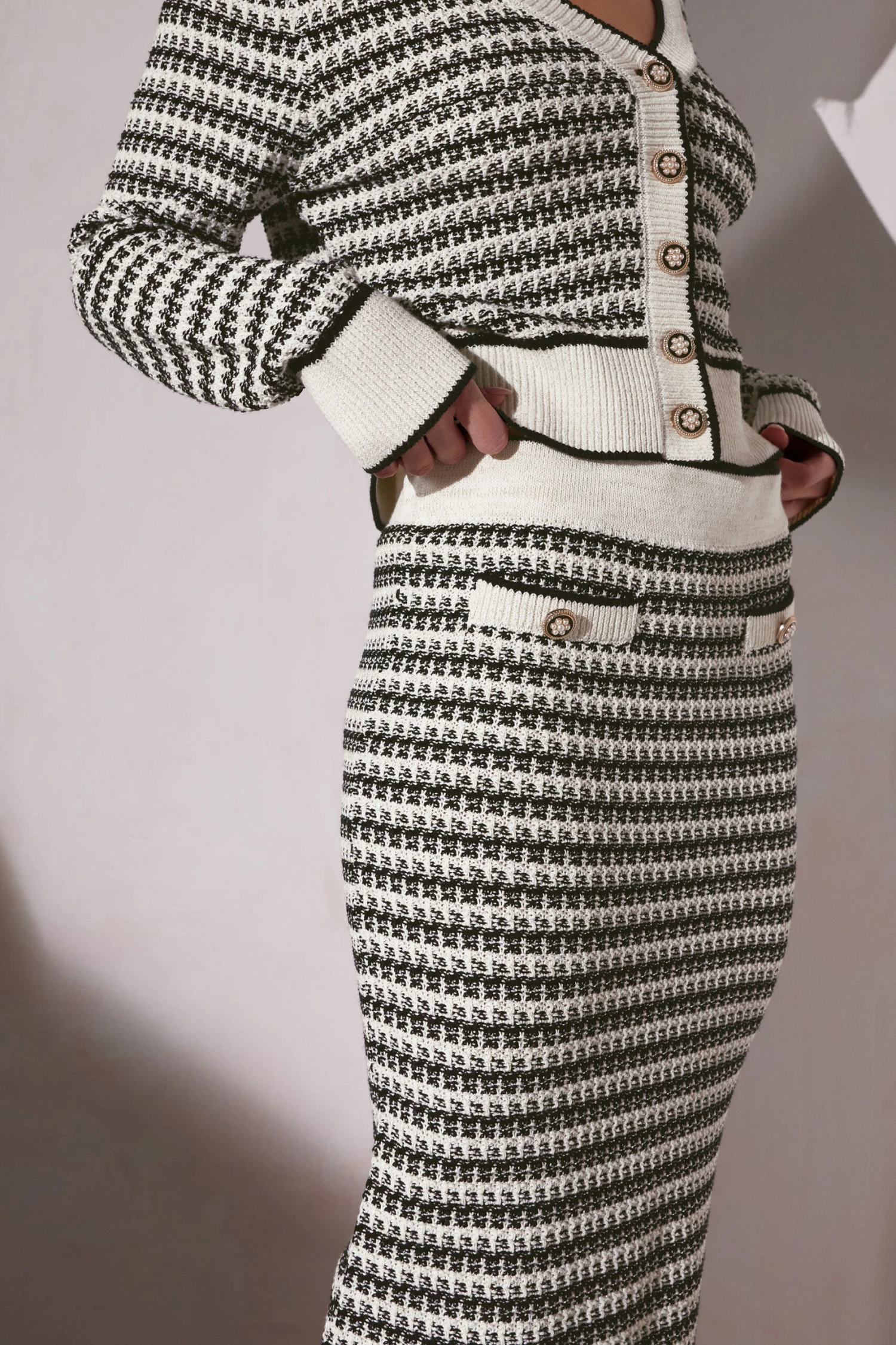 STAR White Knit Metallic Striped Maxi Skirt 7 STAR White Knit Metallic Striped Maxi Skirt – Image 5