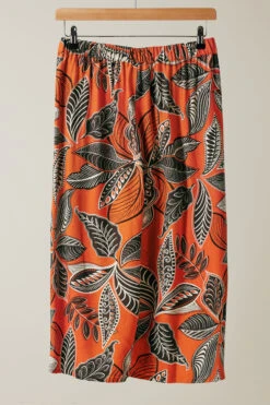 EVANS Curve Rust Orange Leaf Print Linen Midi Skirt -Evans Boutique 77f5ae36 de76 44 615495 P1