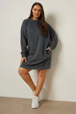 YOURS - Robe Sweatshirt En Jersey Gris Charbonneux 8 YOURS - Robe Sweatshirt En Jersey Gris Charbonneux -Evans Boutique 7c593a94 61b3 4e 304036 B