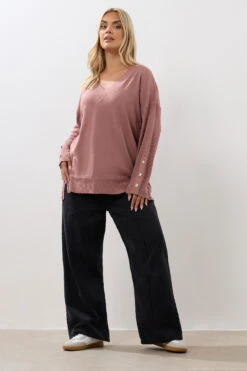 YOURS Curve Pull Col V Boutonné Rose Clair -Evans Boutique 7e4f7565 68d0 49 280632 B