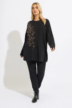 YOURS Curve Pull Noir à Sequins Et Imprimé Léopard 8 YOURS Curve Pull Noir à Sequins Et Imprimé Léopard -Evans Boutique 7edc6898 e05c 4a 285060 B