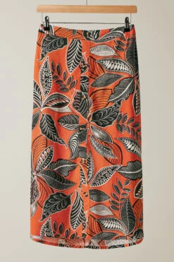 EVANS Curve Rust Orange Leaf Print Linen Midi Skirt -Evans Boutique 826aebf1 e57a 4b 615495 P