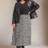 EVANS Curve Black & White Spot Print Pleated Skirt 1 EVANS Curve Black & White Spot Print Pleated Skirt -Evans Boutique 82eb6c21 05d7 49 615844 L2