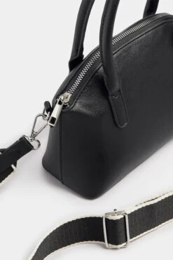 Black Contrast Strap Cross Body Bag 9 Black Contrast Strap Cross Body Bag -Evans Boutique 82fec83a ee9e 47 246604 P2