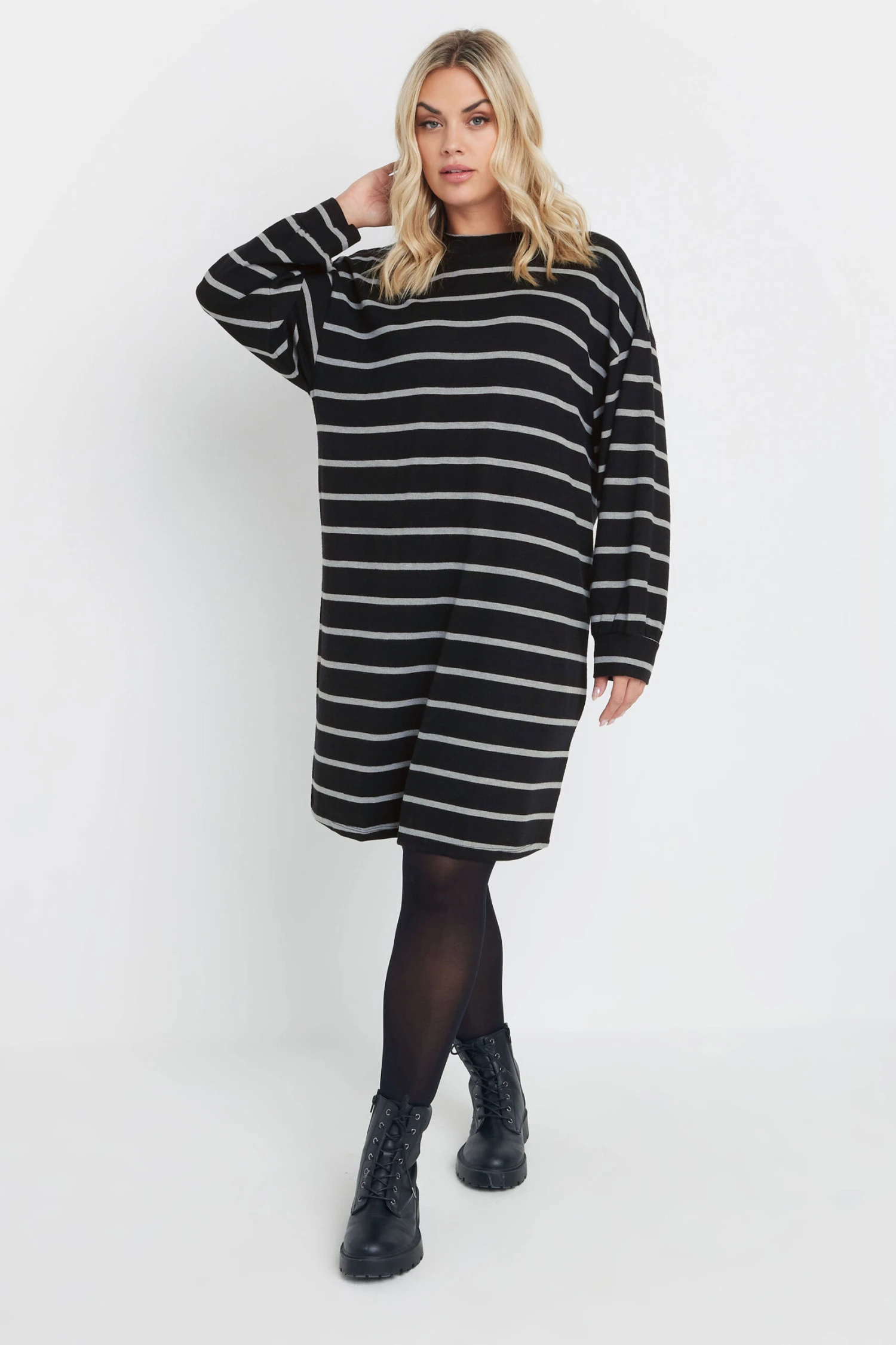 YOURS Curve Robe Pull à Rayures Noires Et Grises YOURS Curve 4 YOURS Curve Robe Pull à Rayures Noires Et Grises YOURS Curve – Image 2