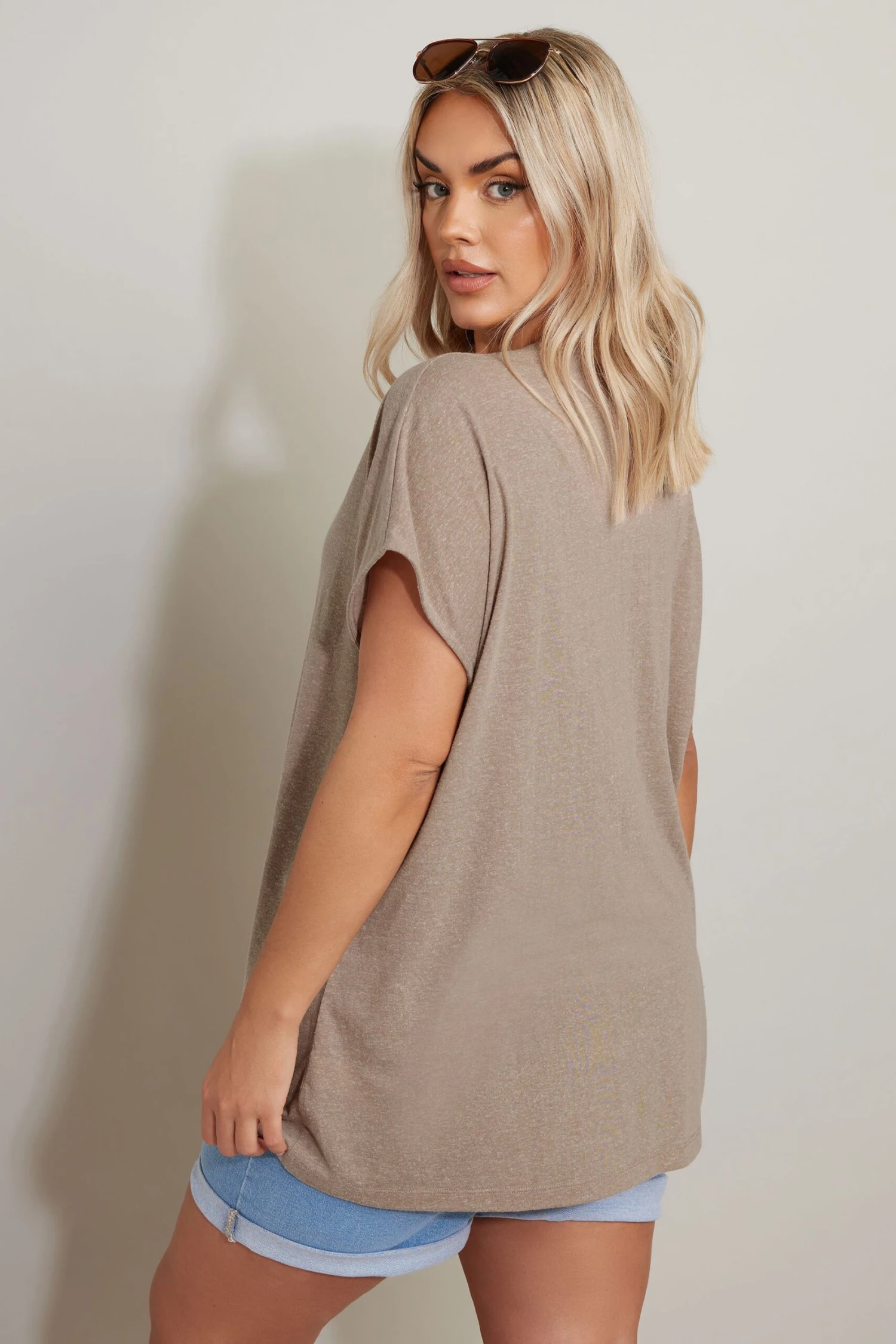 YOURS - Top Beige En Lin Noeud Avant 5 YOURS - Top Beige En Lin Noeud Avant – Image 3